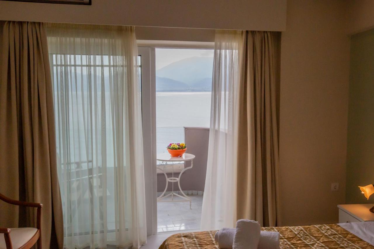 Chrisi Akti Hotel Návpaktosz Kültér fotó