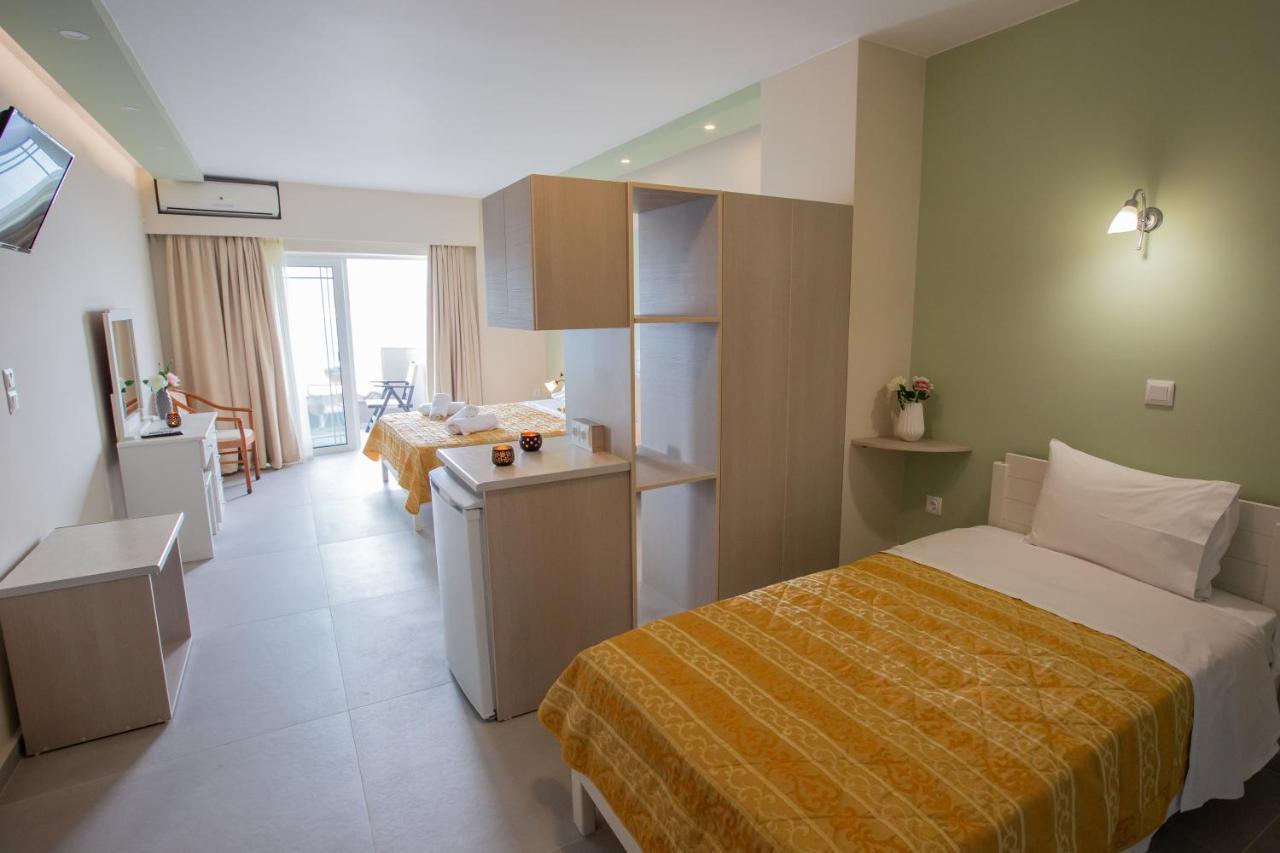 Chrisi Akti Hotel Návpaktosz Kültér fotó