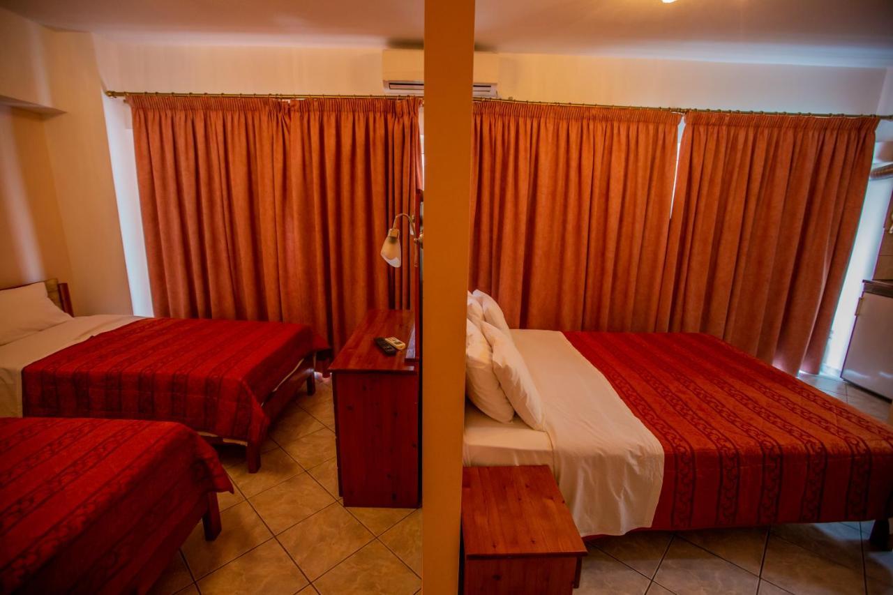 Chrisi Akti Hotel Návpaktosz Kültér fotó