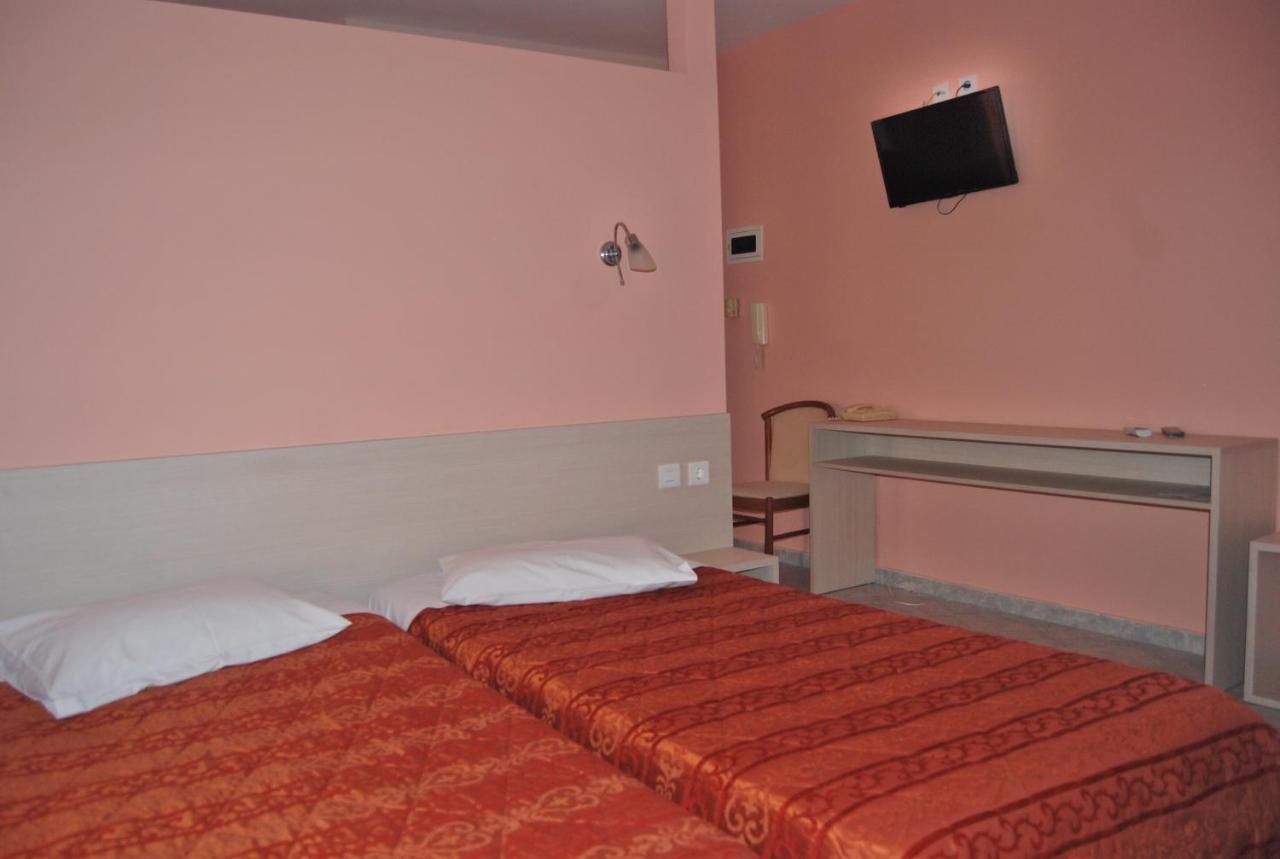 Chrisi Akti Hotel Návpaktosz Kültér fotó